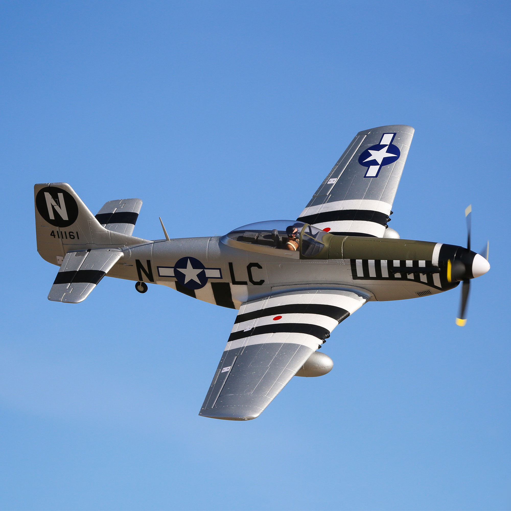 E-flite P-51D Mustang 1.2m BNF Basic 